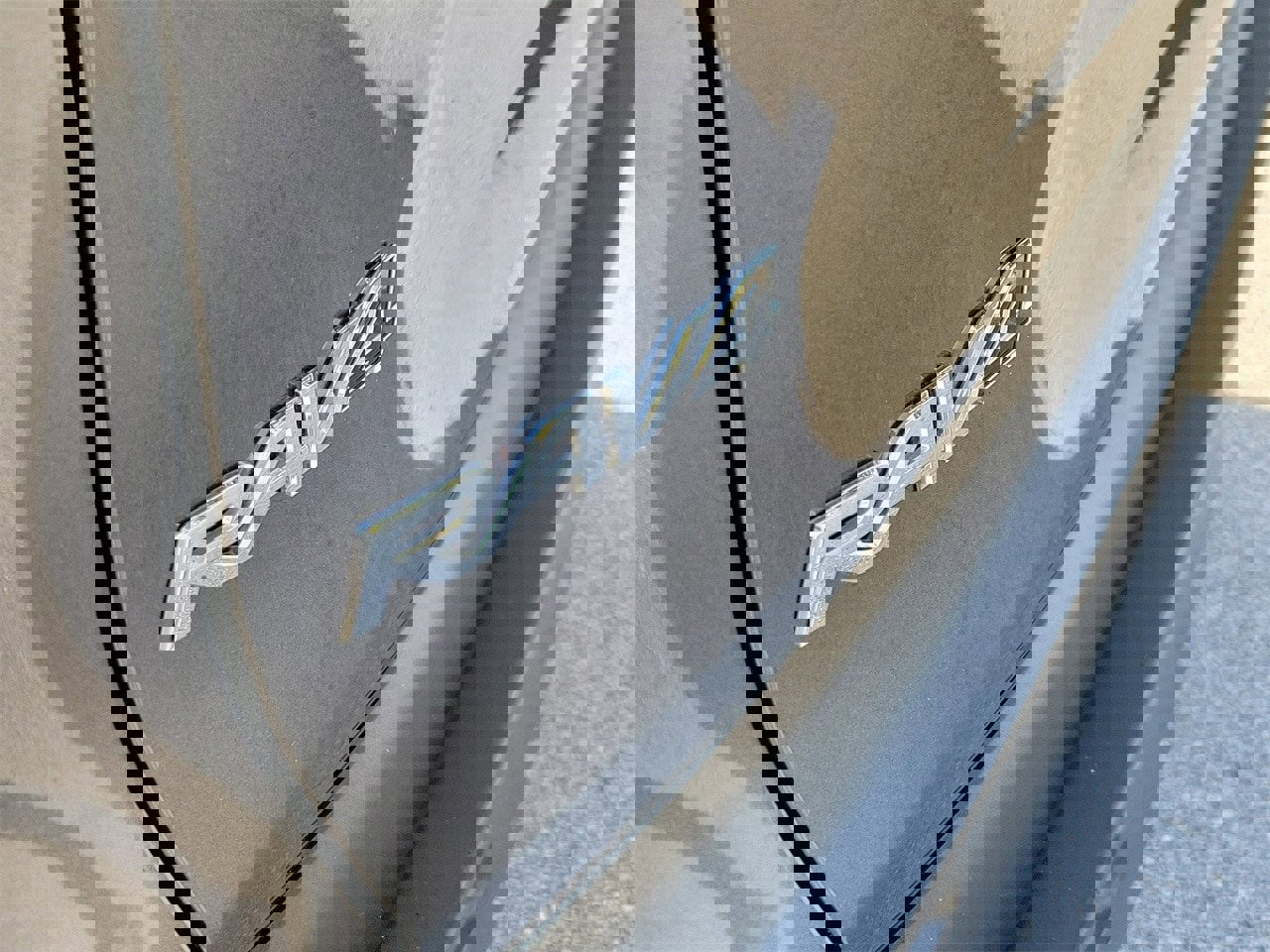 Used 2021 Toyota RAV4 LE image 6