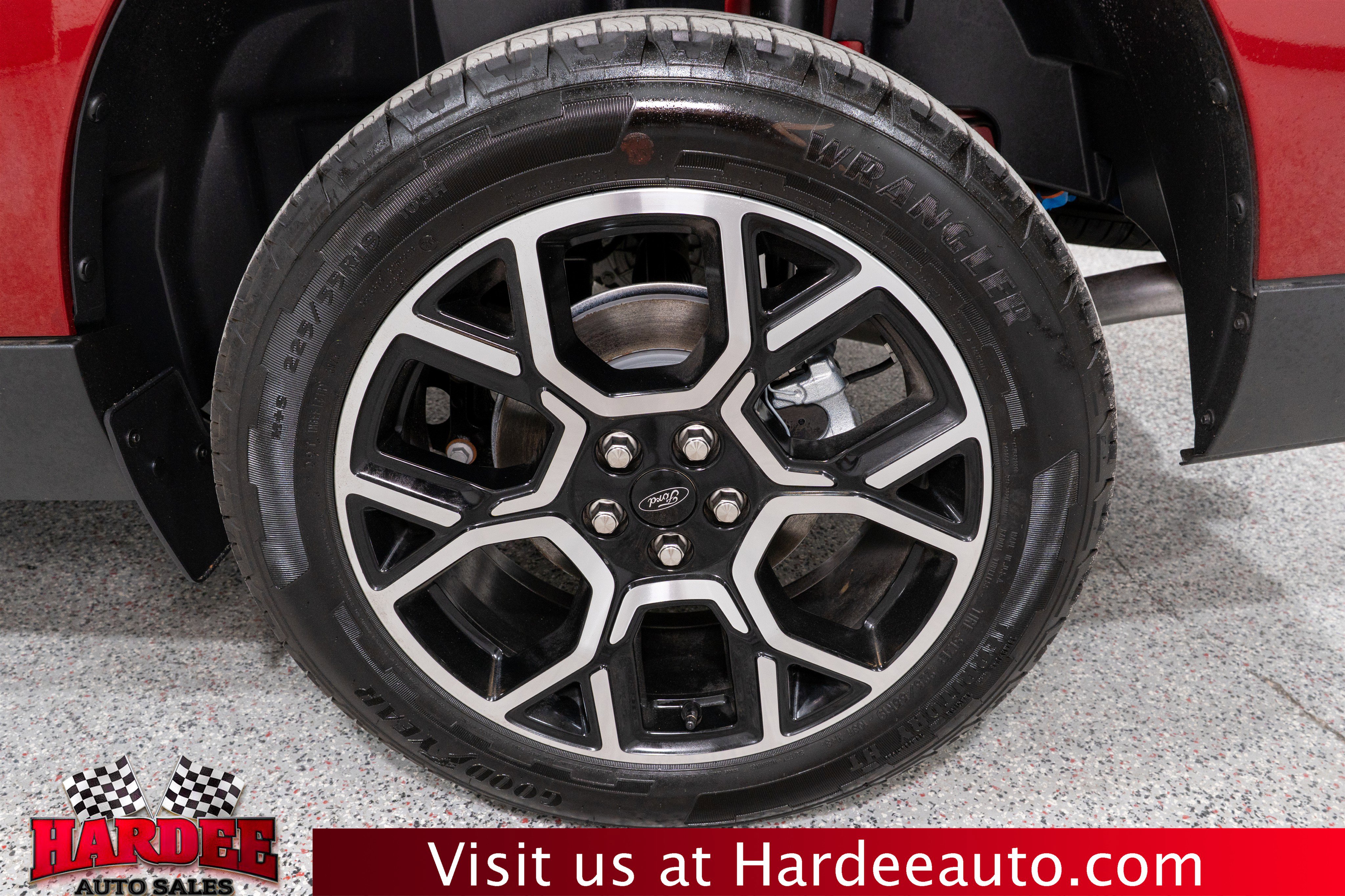 Used 2025 Ford Maverick Lariat w/ 4K Tow Package image 10