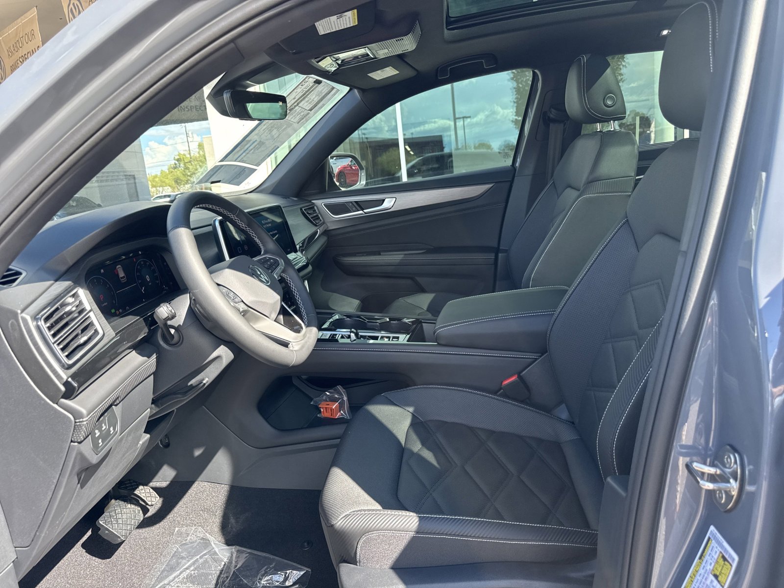 New 2026 Volkswagen Atlas Cross Sport SE image 11