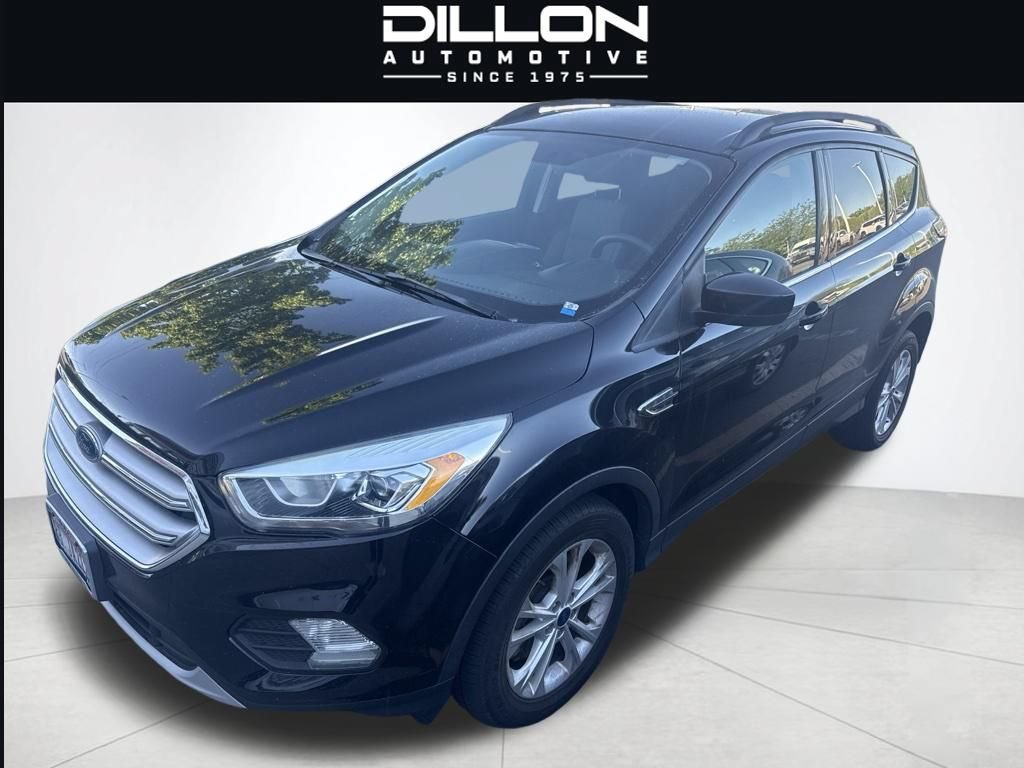Used 2017 Ford Escape SE w/ Equipment Group 201A AWD/4WD image 1
