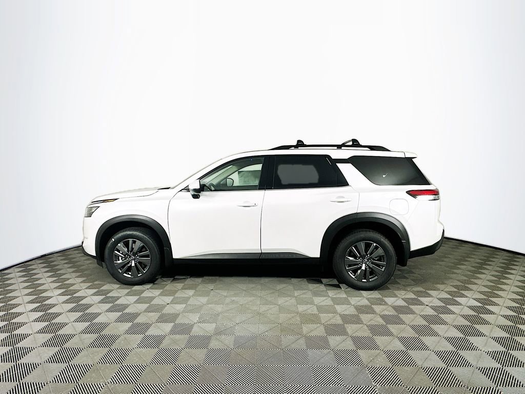 New 2025 Nissan Pathfinder SV image 6
