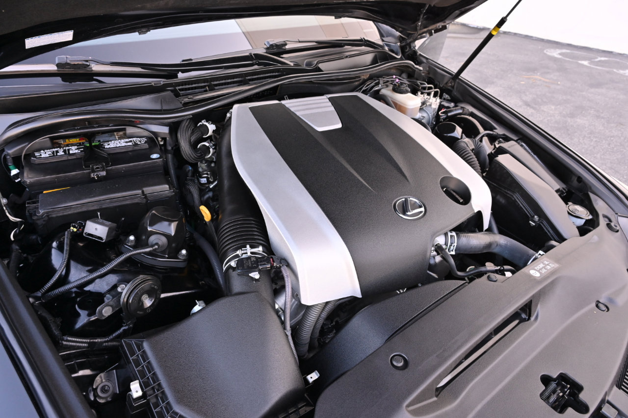 Used 2014 Lexus IS 350 w/ F Sport Package RWD image 39