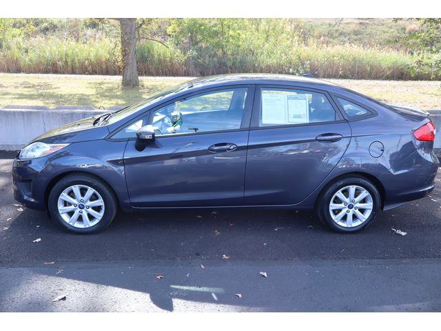 Used 2013 Ford Fiesta SE image 4