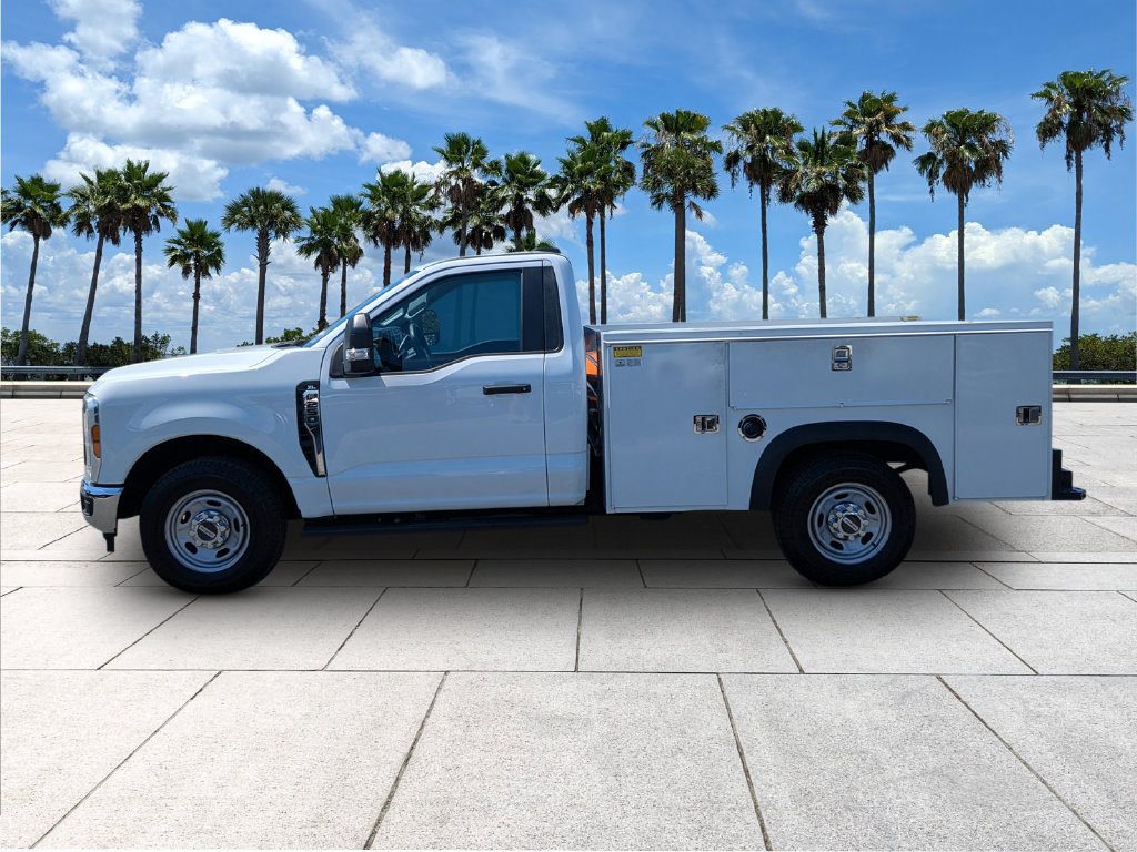 Used 2024 Ford F250 XL w/ XL Driver Assist Package RWD image 4