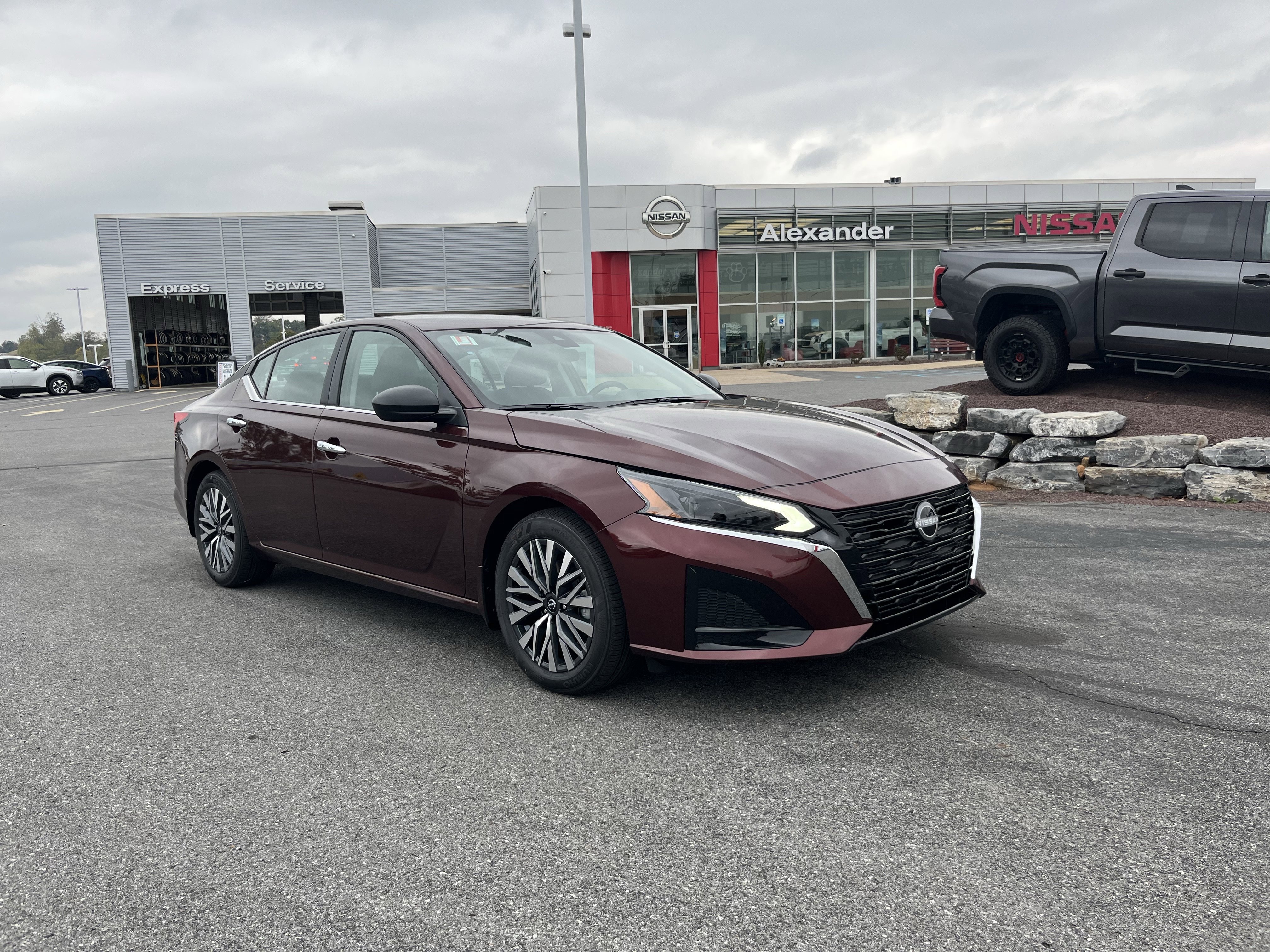 New 2025 Nissan Altima 2.5 SV