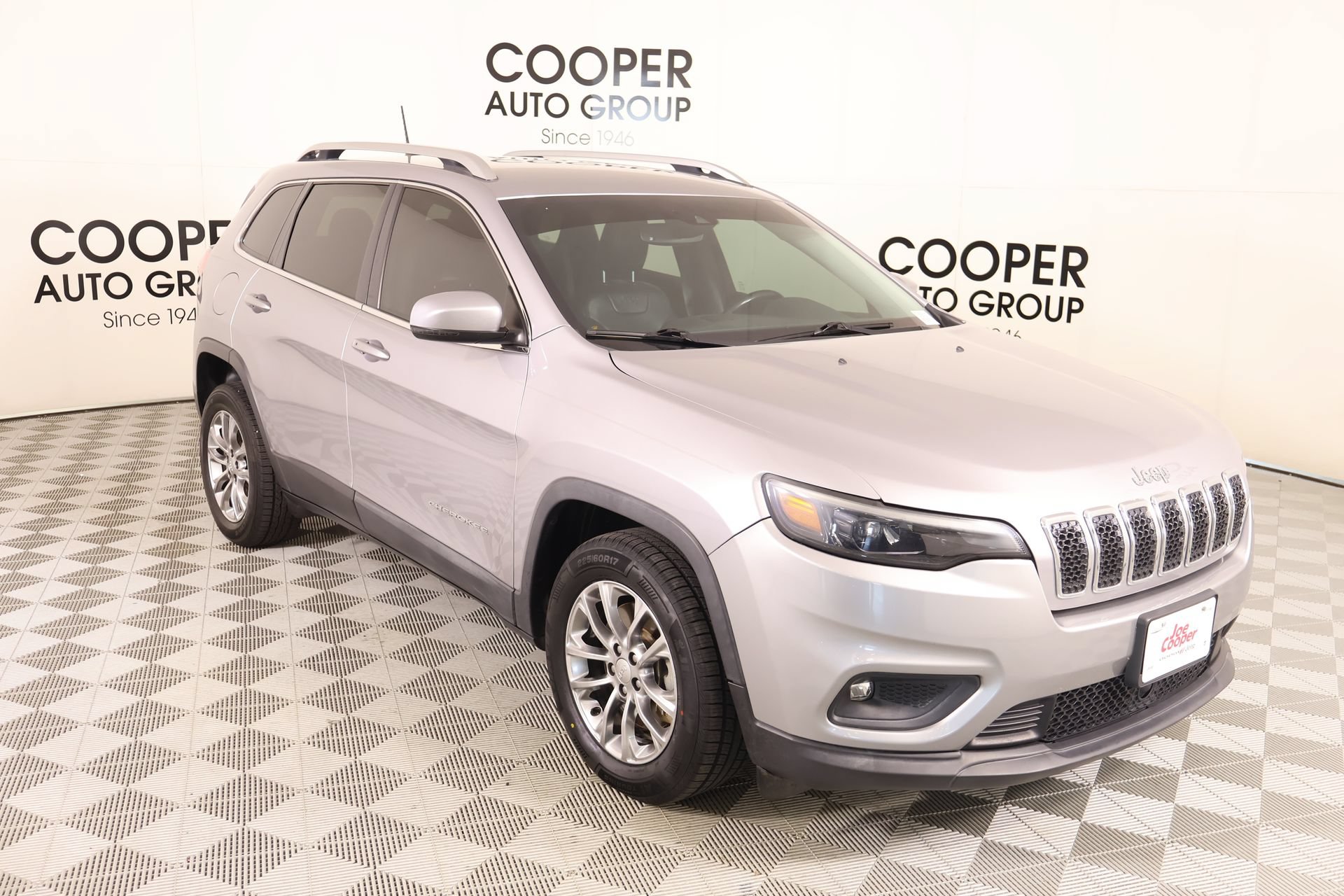 Used 2021 Jeep Cherokee Latitude Lux w/ Comfort/Convenience Group