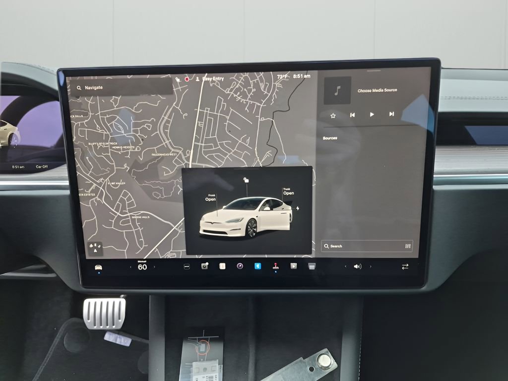 Used 2023 Tesla Model S Standard Range image 33