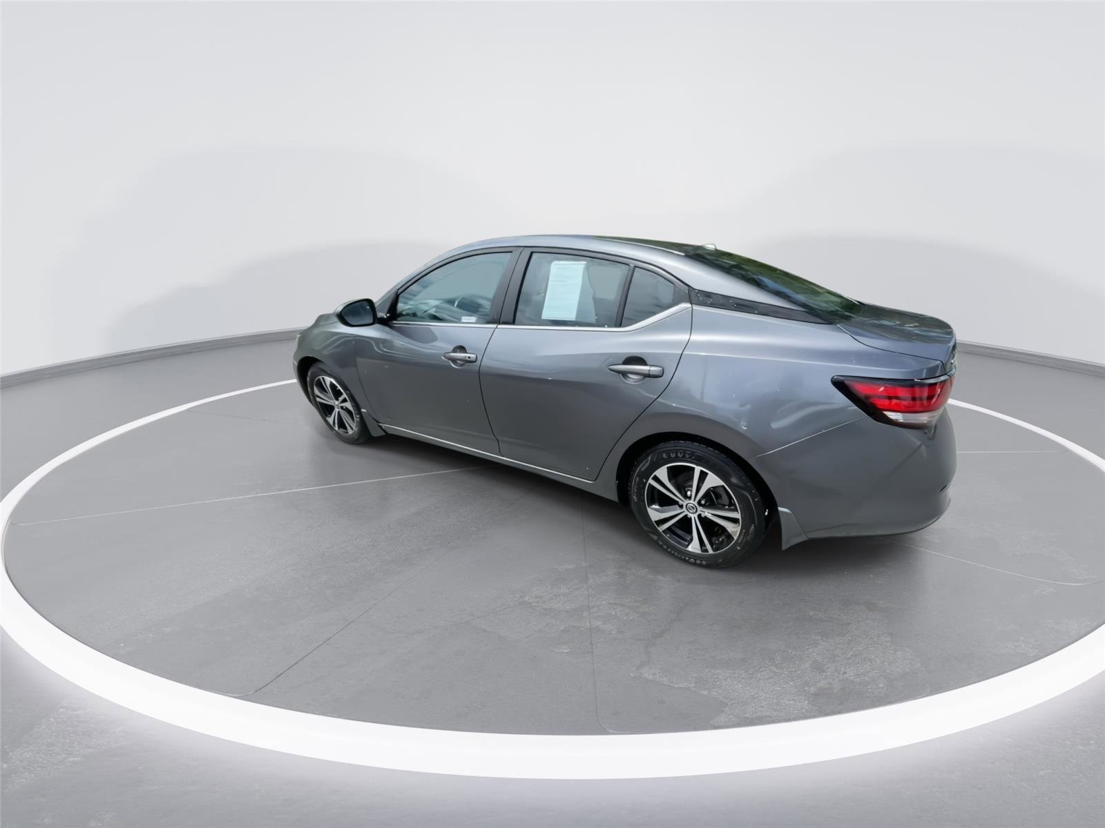 Used 2022 Nissan Sentra SV FWD image 6
