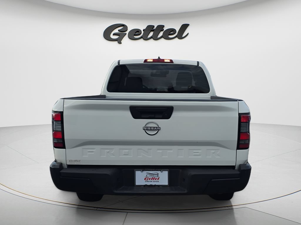 Used 2024 Nissan Frontier S w/ S Utility Package RWD image 6