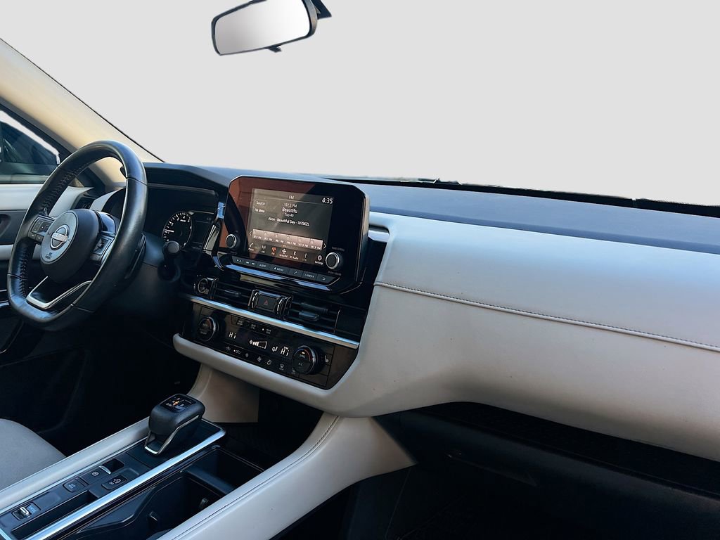 Used 2022 Nissan Pathfinder SV w/ SV Black Package image 27