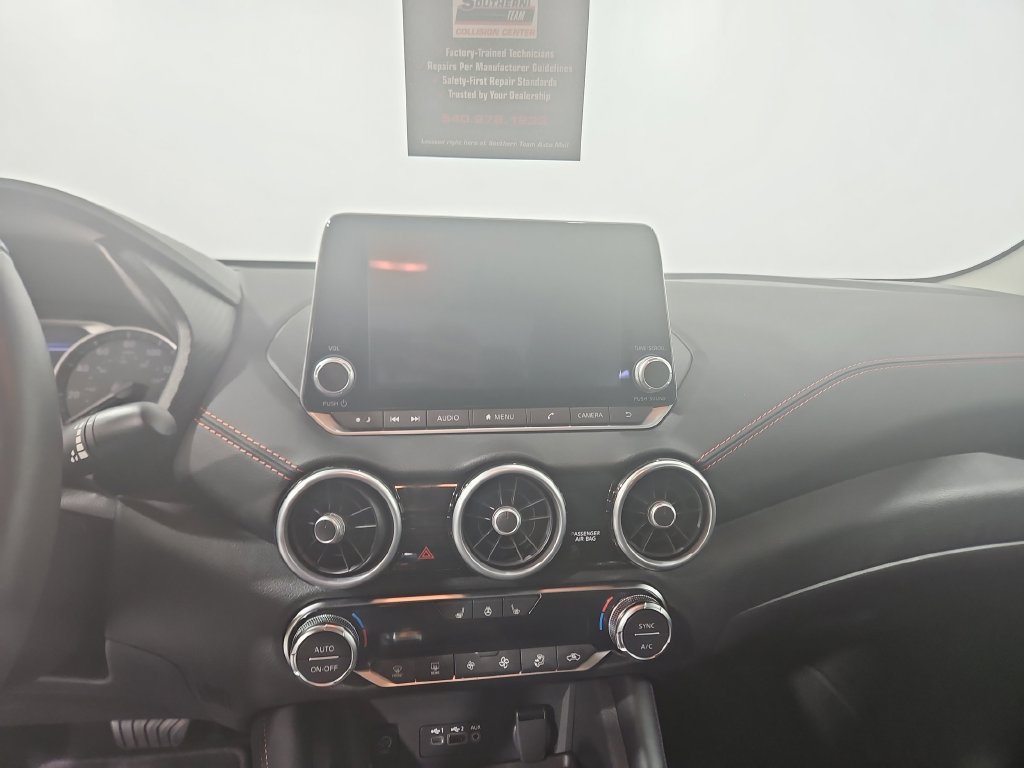 Certified 2025 Nissan Sentra SR w/ SR Premium Package FWD image 19