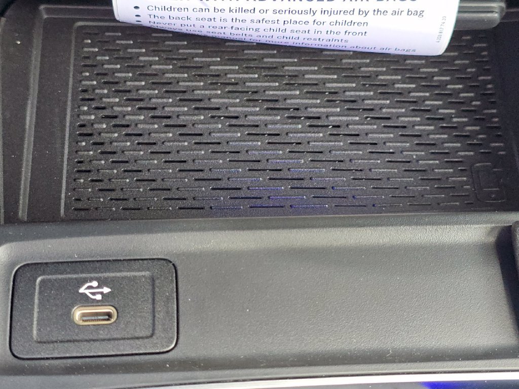 New 2026 Mercedes-Benz GLB 250 4MATIC image 32