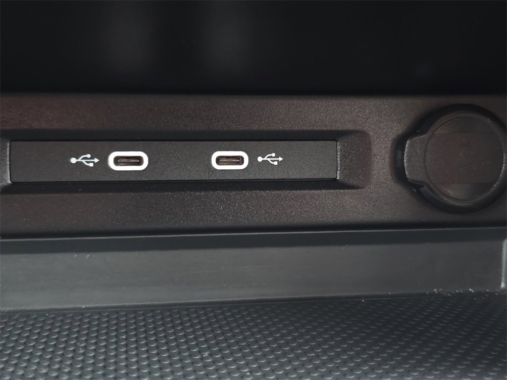 Used 2024 Volkswagen Tiguan S image 33