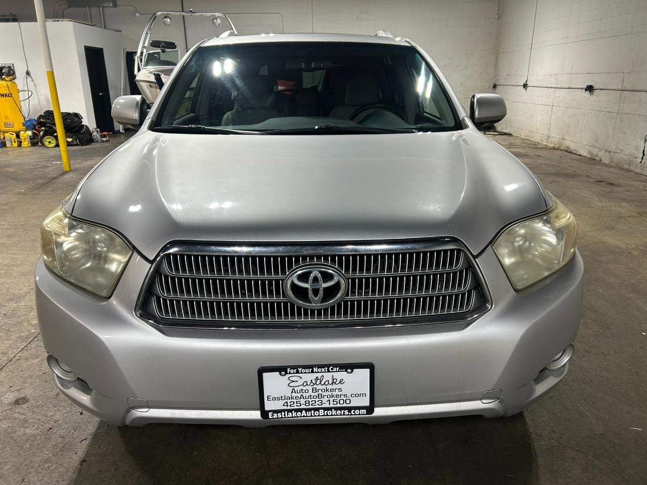 Used 2008 Toyota Highlander Limited AWD/4WD image 2