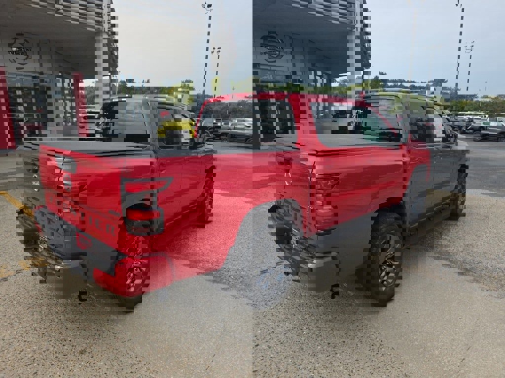 New 2026 Nissan Frontier SV image 4