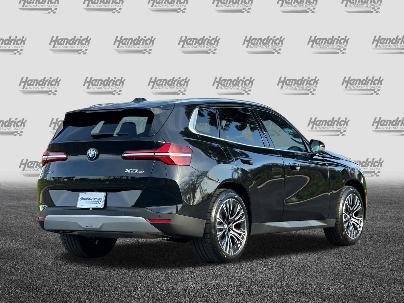 Used 2025 BMW X3 xDrive30i w/ Premium Package image 5