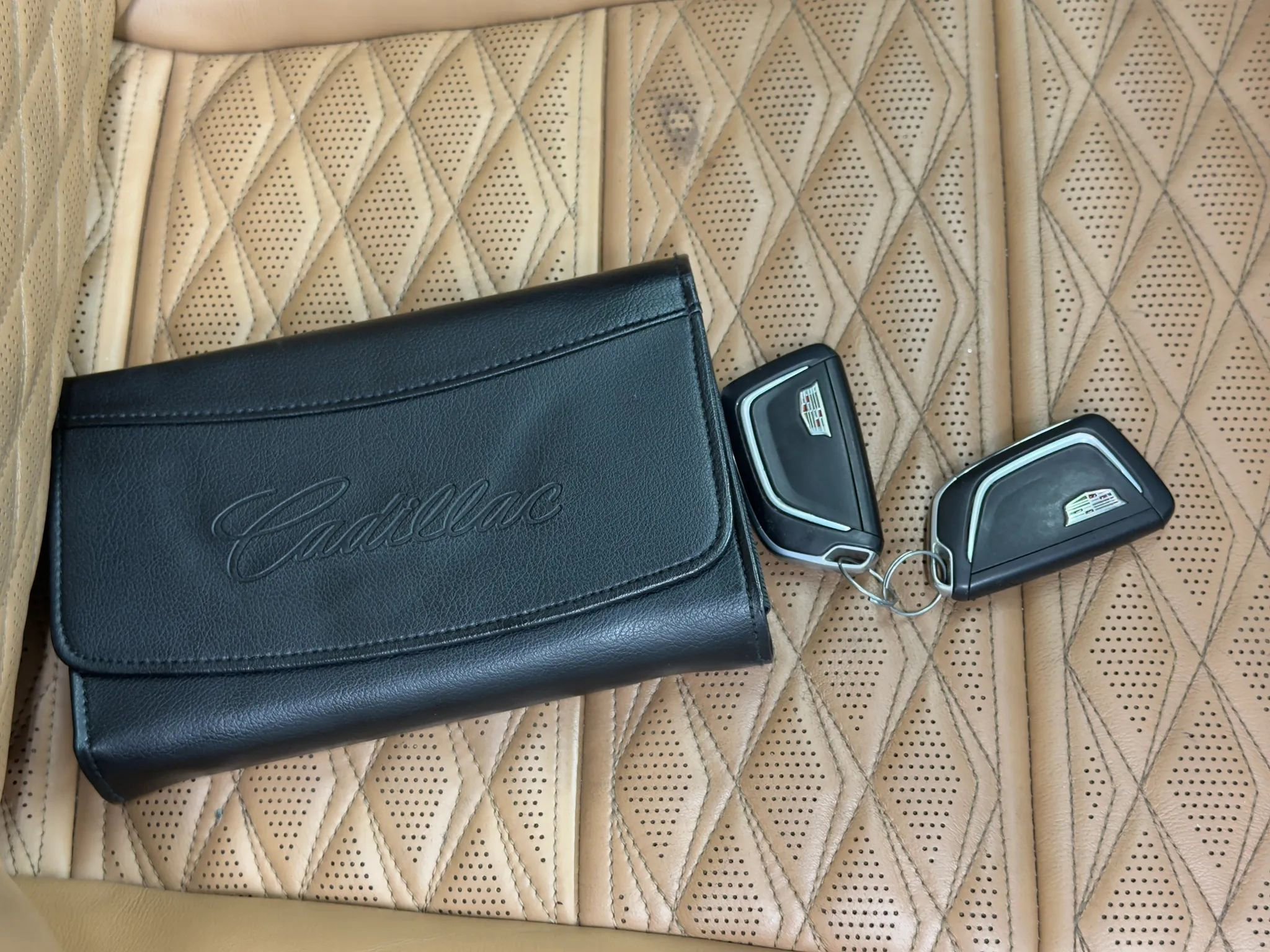 Used 2021 Cadillac Escalade ESV Sport AWD/4WD image 36