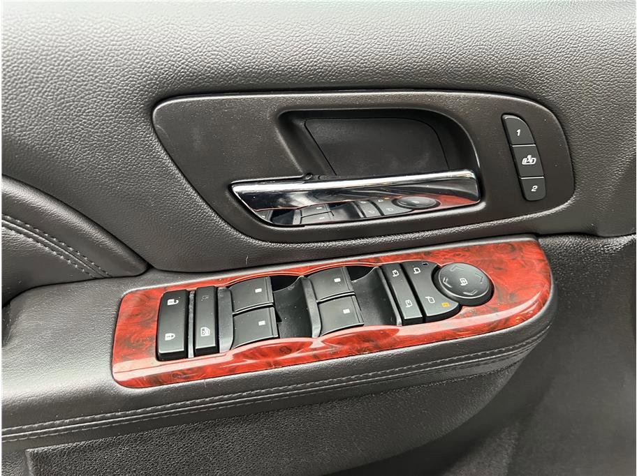 Used 2013 Cadillac Escalade ESV Premium image 14