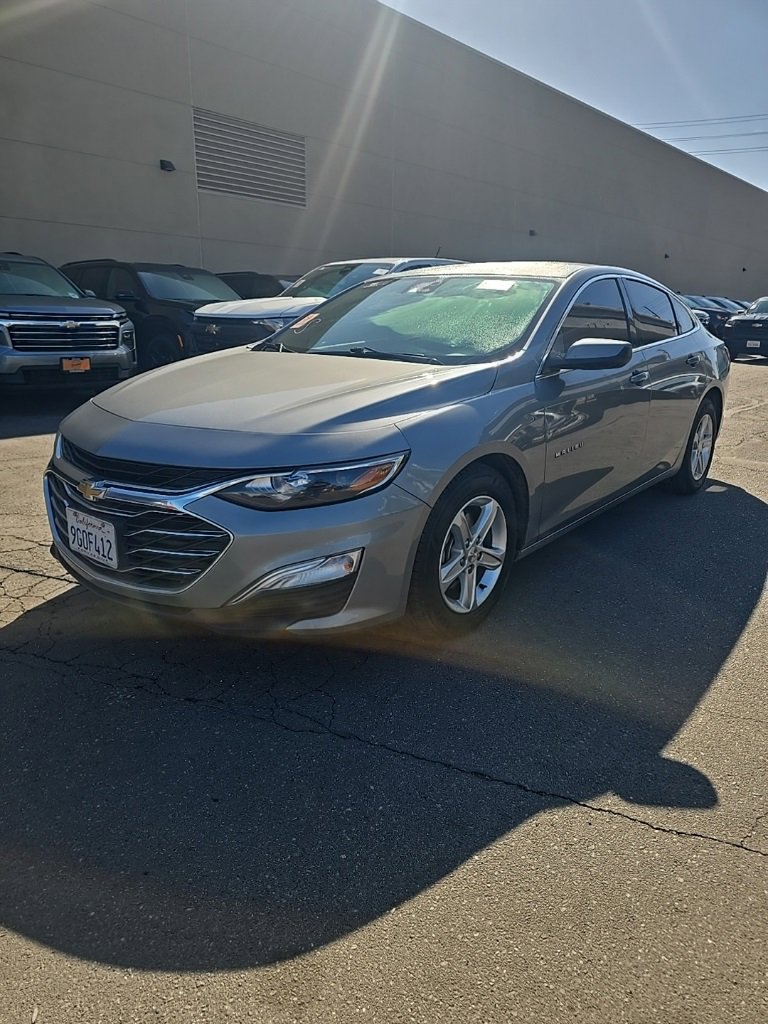 Used 2023 Chevrolet Malibu LS w/ Driver Confidence Package image 2