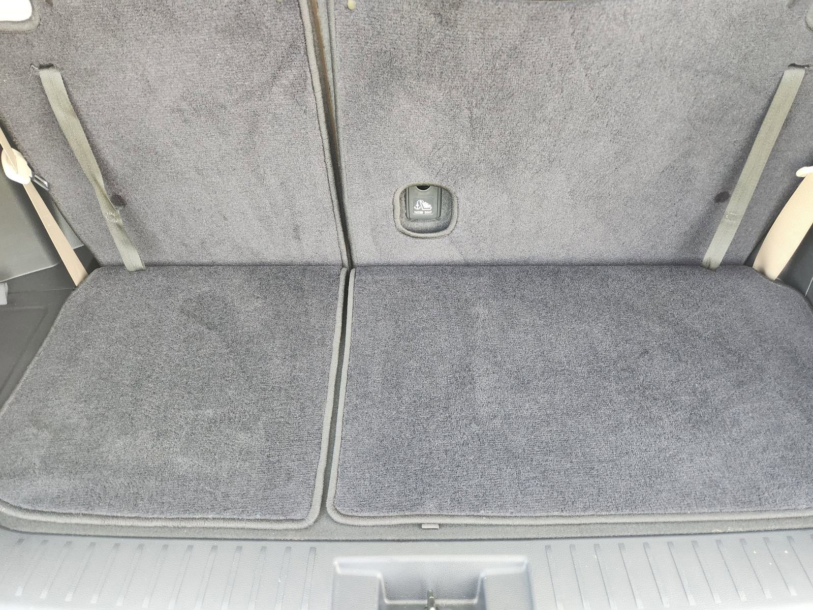 Used 2023 Toyota Highlander XLE FWD image 36