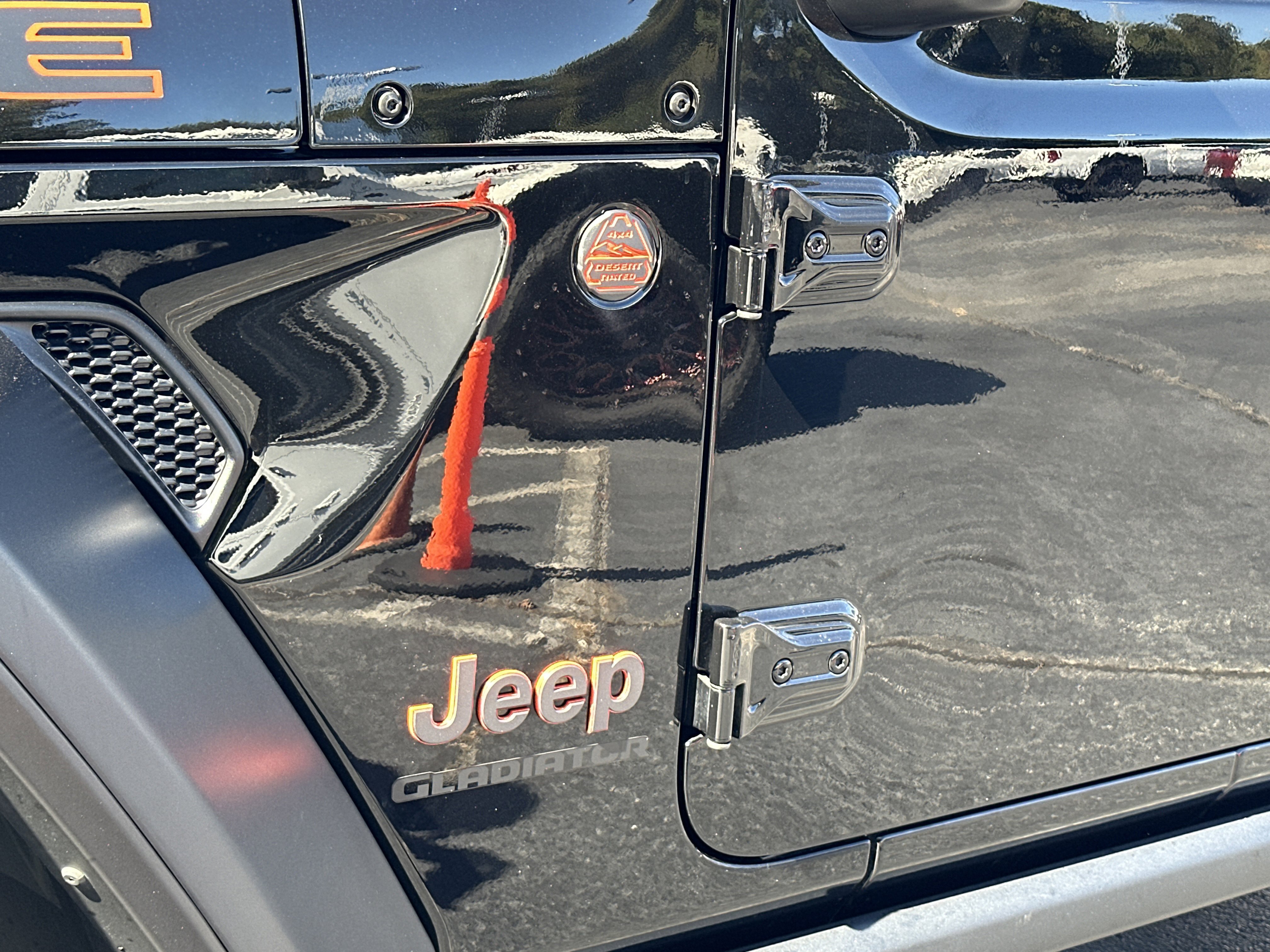 Used 2022 Jeep Gladiator Mojave w/ Trailer Tow Package image 15