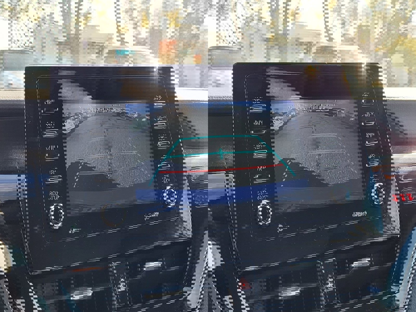 Used 2022 Toyota Camry SE image 21