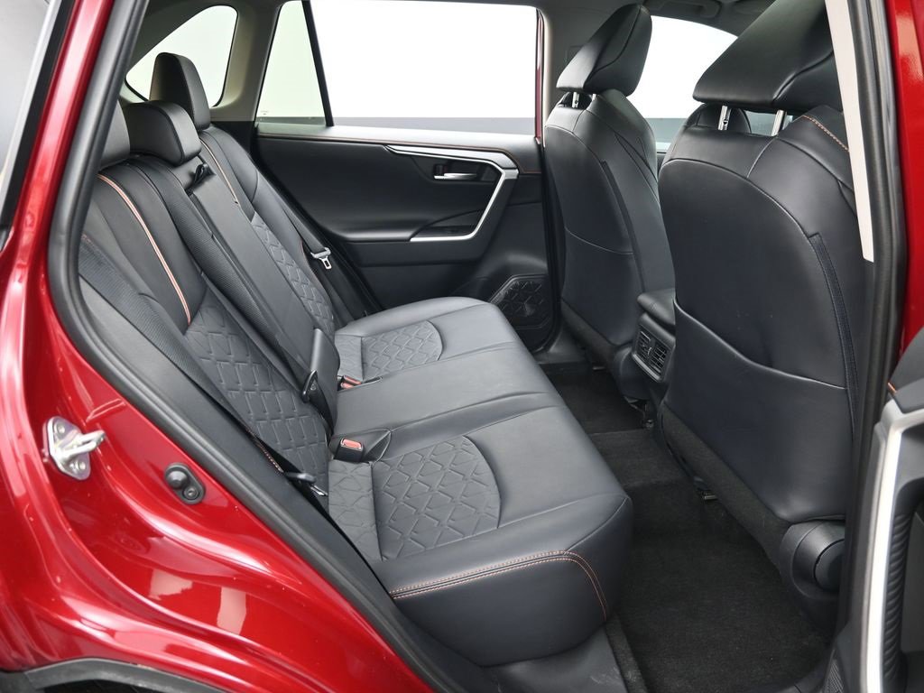 Used 2019 Toyota RAV4 Adventure image 29