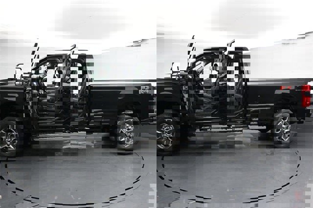 New 2026 Ford F350 Lariat w/ FX4 Off-Road Package image 39