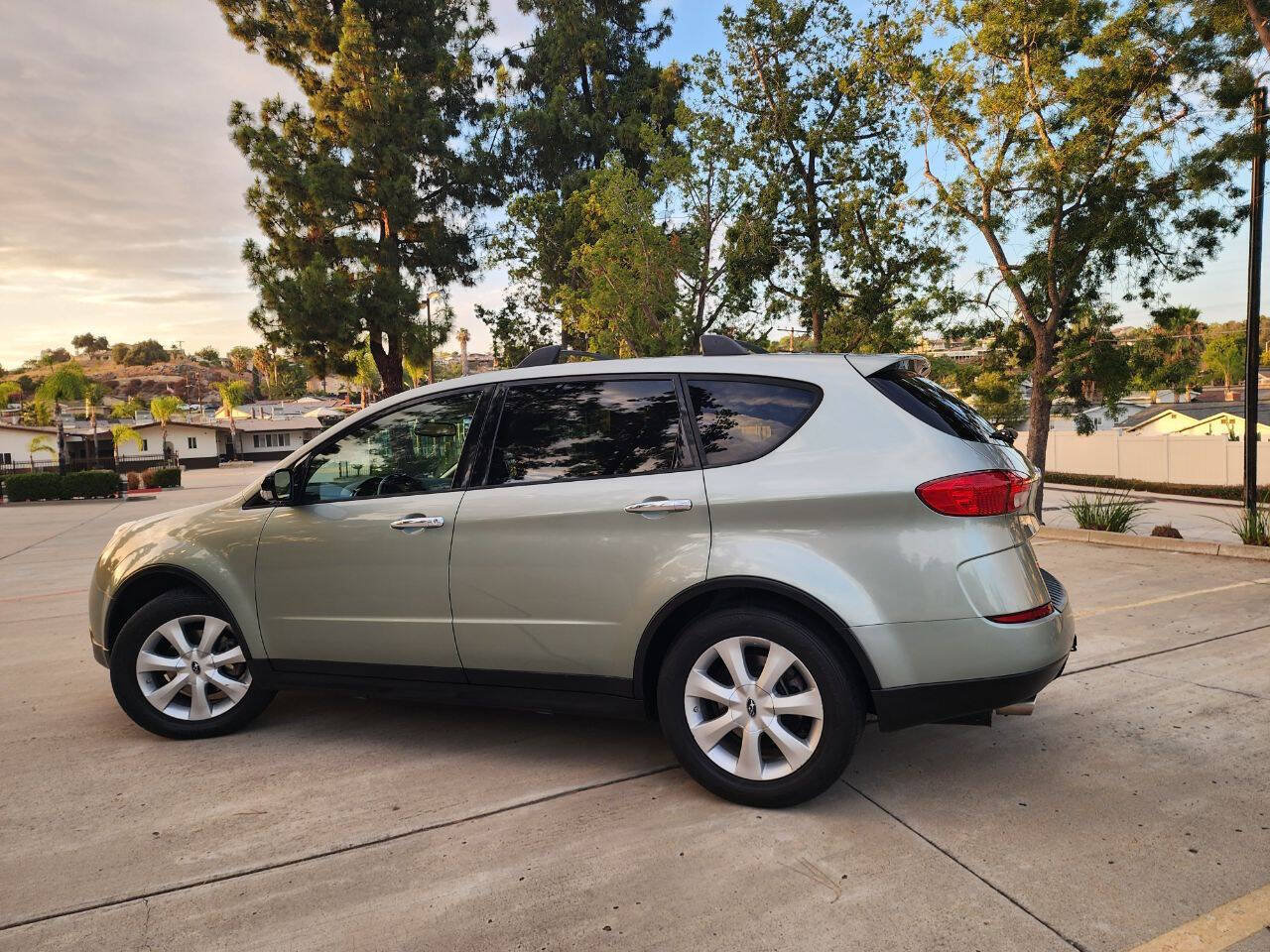 Used 2006 Subaru Tribeca Limited AWD/4WD image 7