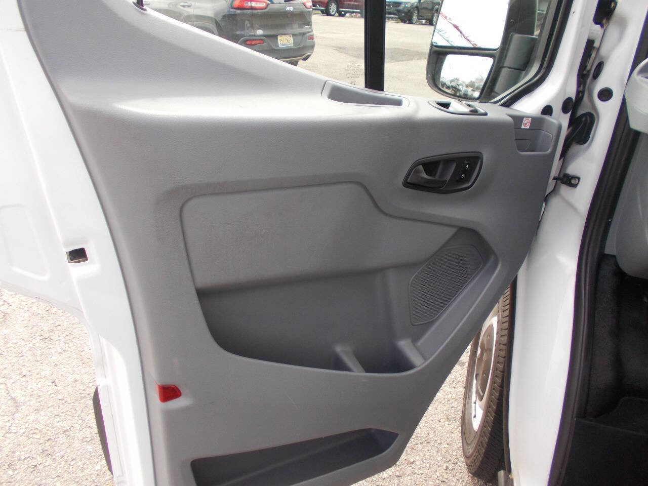 Used 2019 Ford Transit 150 130 Low Roof RWD image 13