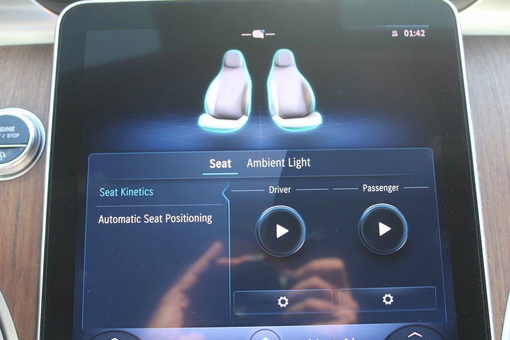 Used 2024 Mercedes-Benz C 300 Sedan image 43
