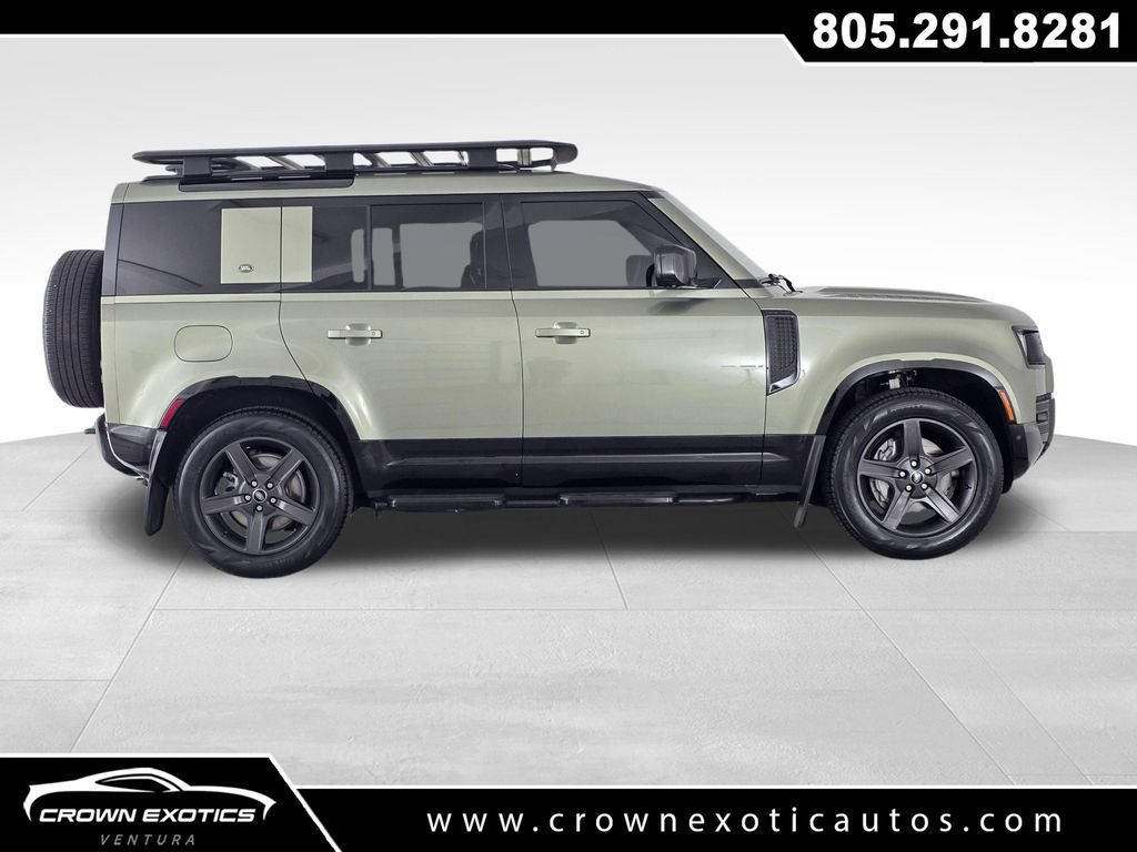 Used 2022 Land Rover Defender 110 X-Dynamic SE AWD/4WD image 5