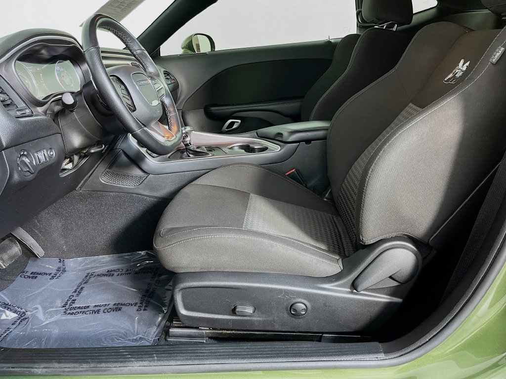 Used 2022 Dodge Challenger R/T Scat Pack RWD image 27