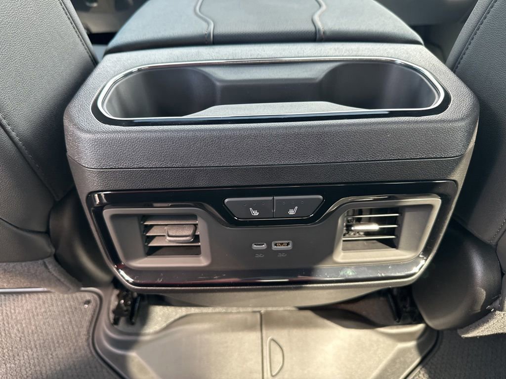 New 2026 GMC Sierra 2500 AT4 w/ AT4 Premium Plus Package image 12