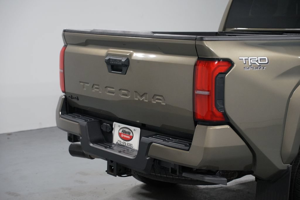Certified 2025 Toyota Tacoma TRD Sport AWD/4WD image 9