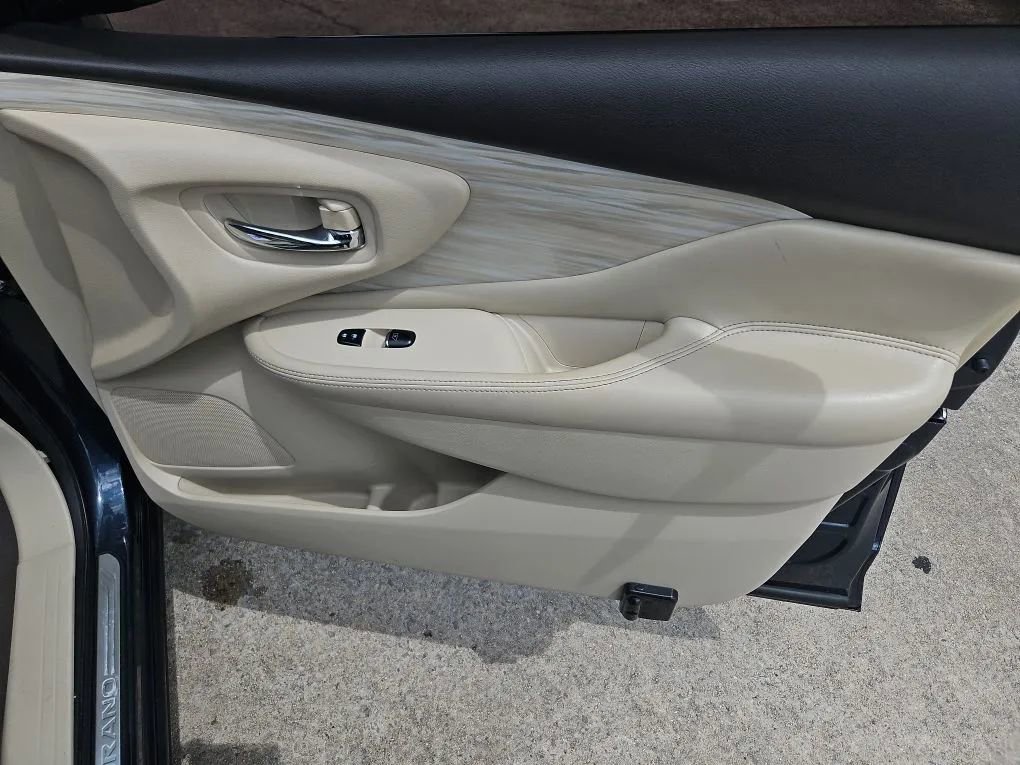 Used 2015 Nissan Murano Platinum w/ Platinum Technology Package image 5