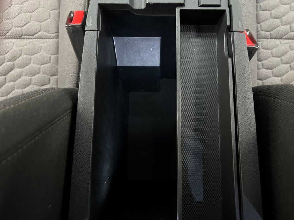 Used 2020 Chevrolet Equinox LT image 37