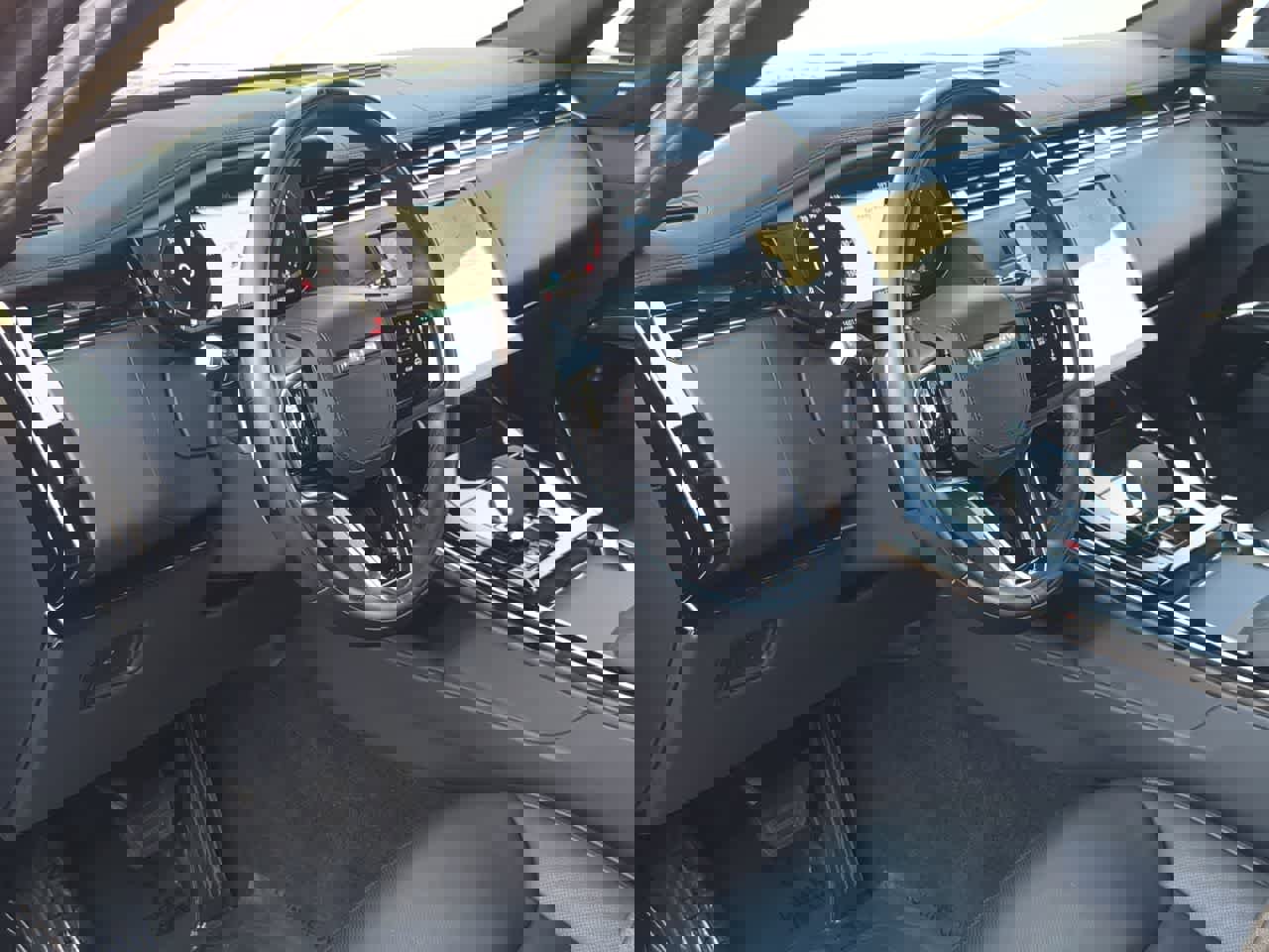 Used 2024 Land Rover Range Rover Sport SE image 10