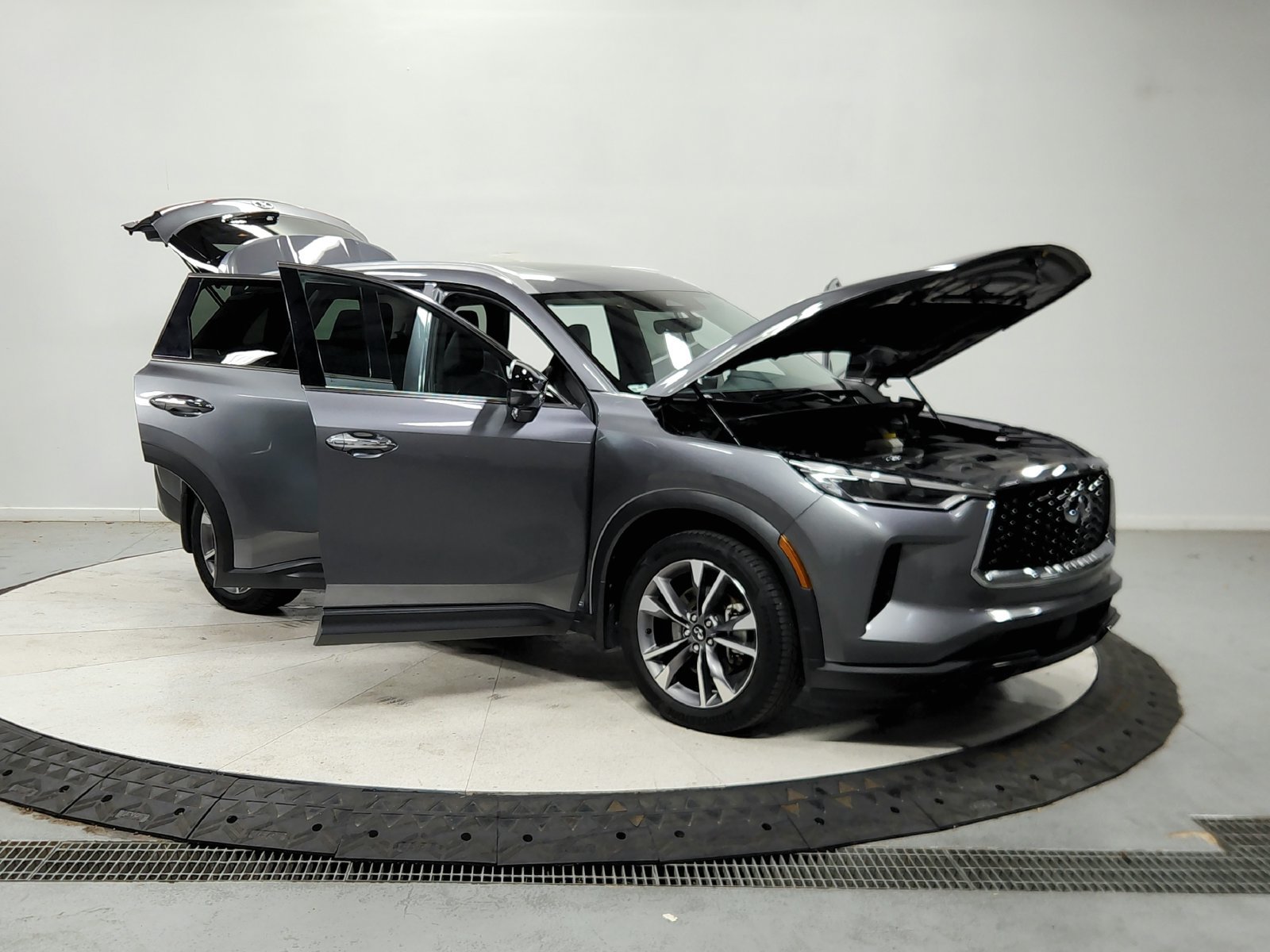 Used 2023 INFINITI QX60 Luxe w/ Cargo Package AWD/4WD image 10