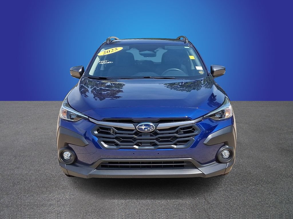 Used 2025 Subaru Crosstrek 2.5i Premium AWD/4WD image 2