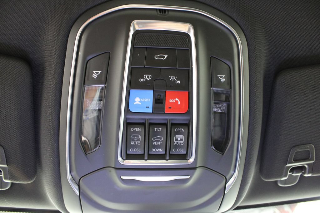 Used 2024 Jeep Grand Cherokee Limited 4xe AWD/4WD image 30