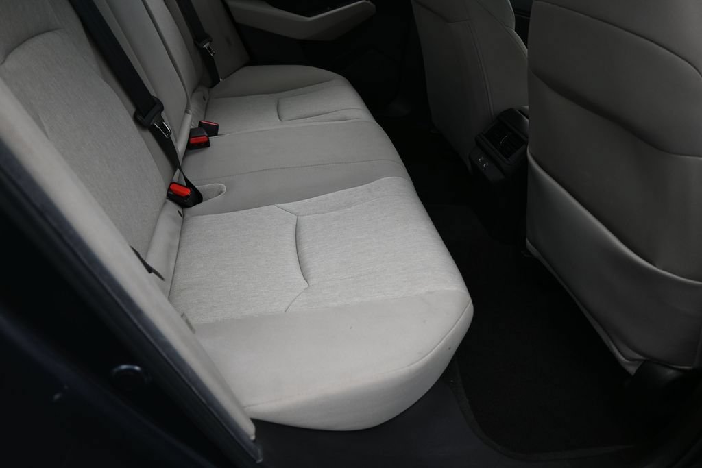Used 2025 Honda Accord SE image 40