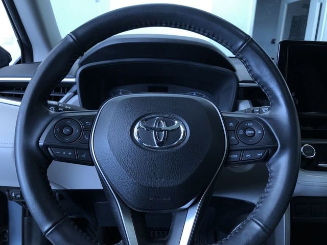 Used 2023 Toyota Corolla Cross LE w/ Moonroof Package image 25