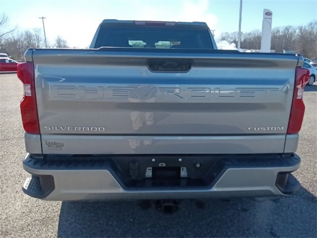 Used 2024 Chevrolet Silverado 1500 Custom image 4
