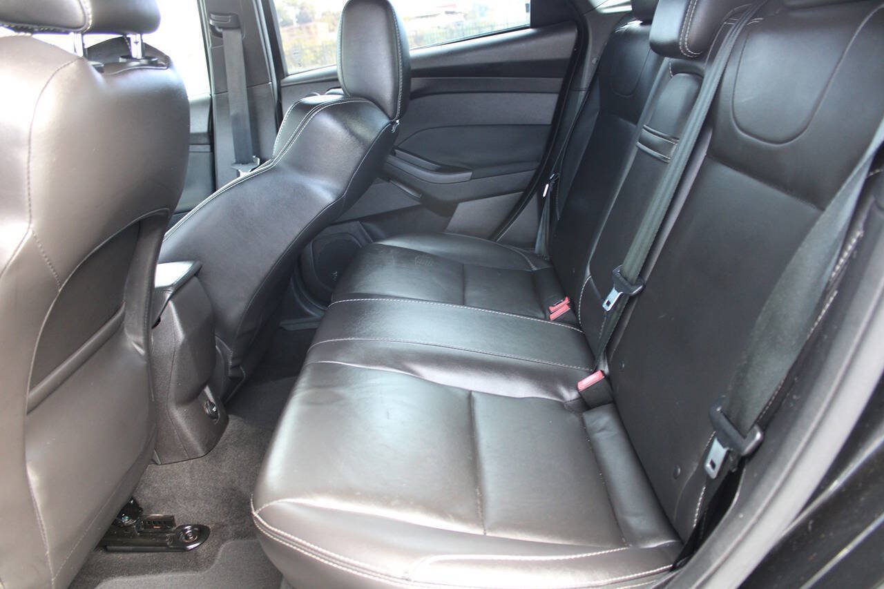 Used 2014 Ford Focus ST w/ Equipment Group 202A FWD image 19