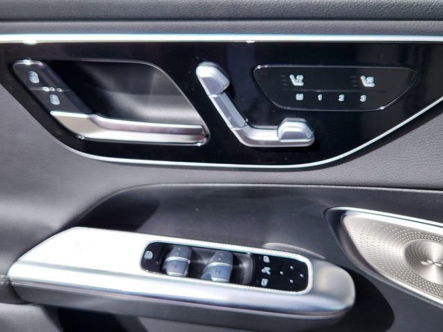 Certified 2026 Mercedes-Benz GLC 300 4MATIC image 11
