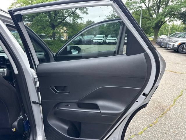 Used 2024 Hyundai Kona SEL AWD/4WD image 29