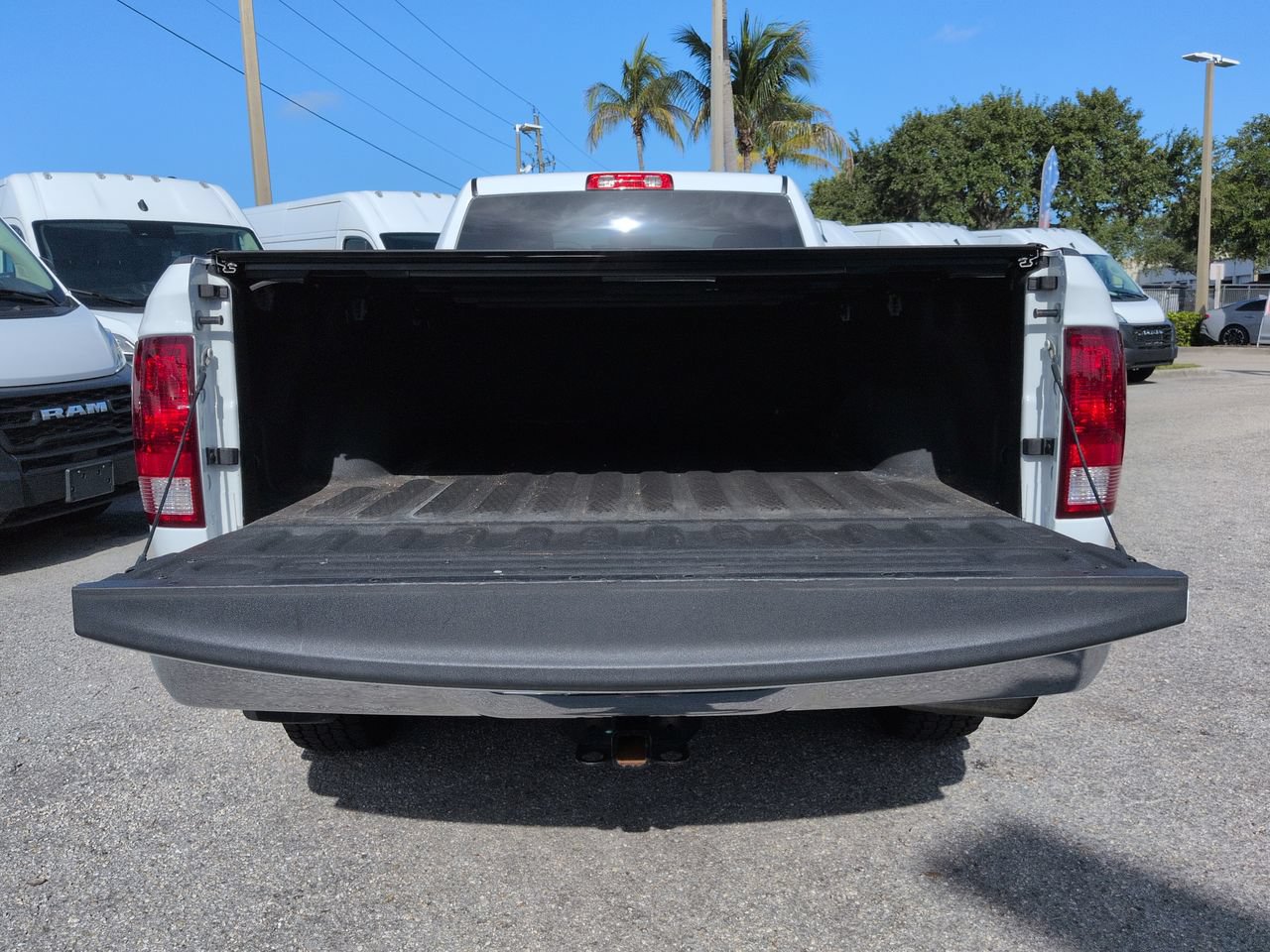 Used 2017 RAM 1500 Tradesman w/ Power & Remote Entry Group RWD image 13