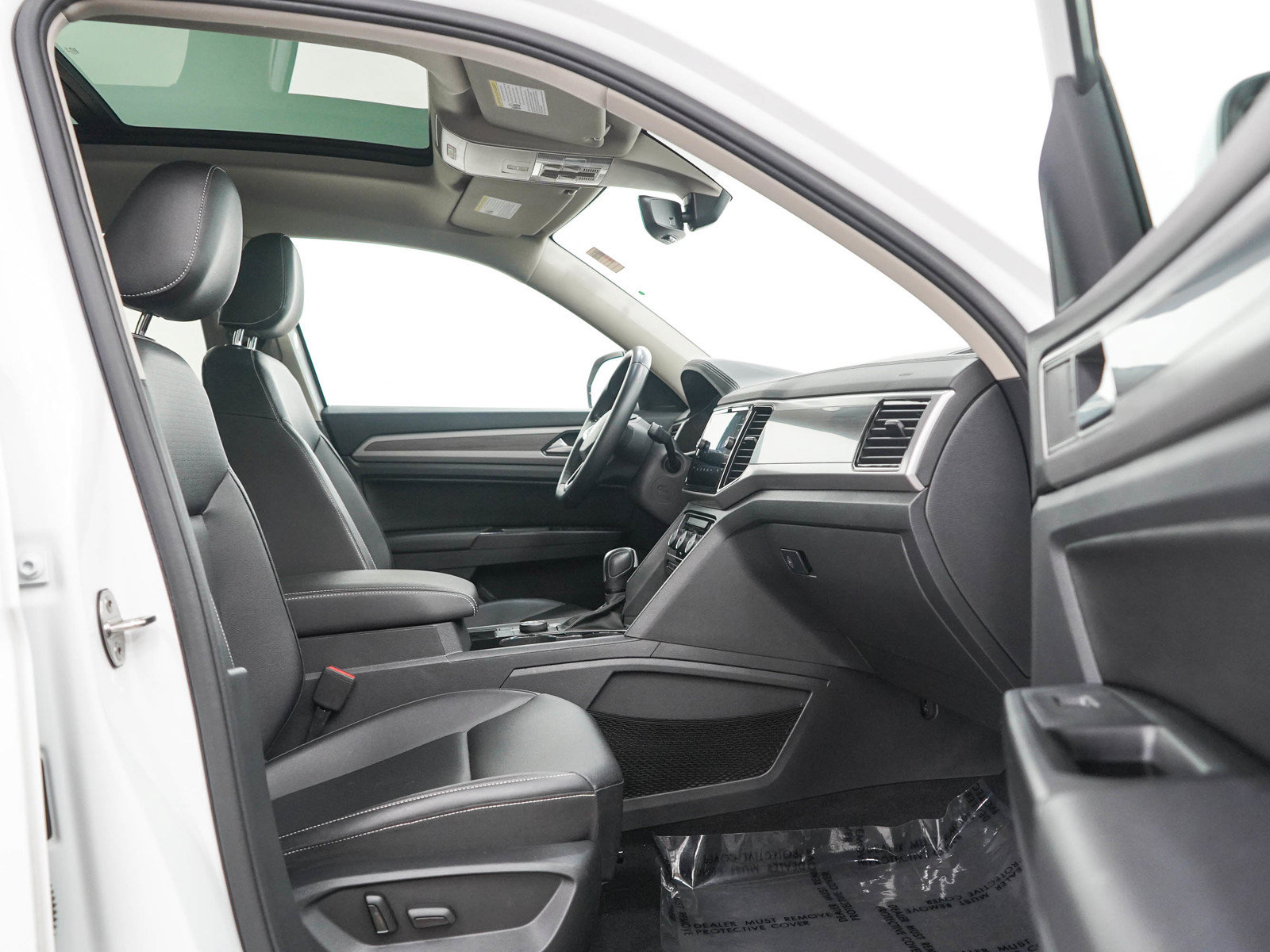 Used 2021 Volkswagen Atlas SEL w/ MDO Package (Bench Seat) AWD/4WD image 11