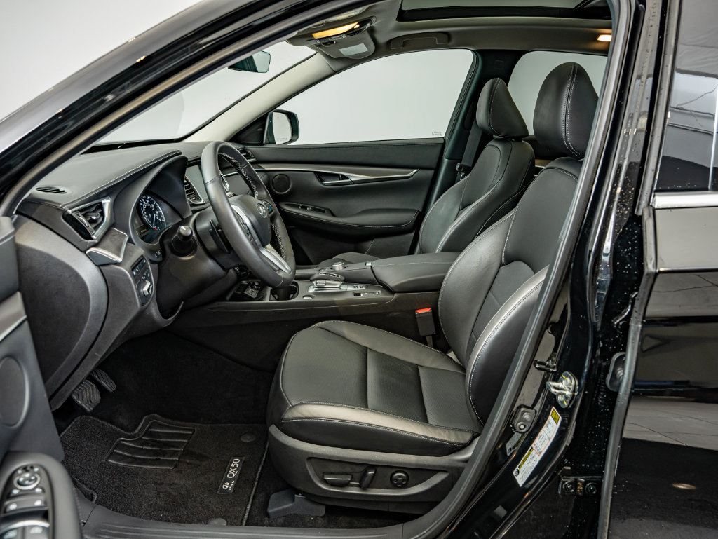 Used 2023 INFINITI QX50 Luxe AWD/4WD image 32
